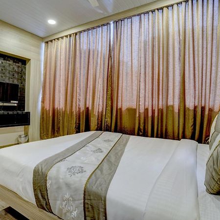 Hotel Arts International Mumbai Dış mekan fotoğraf