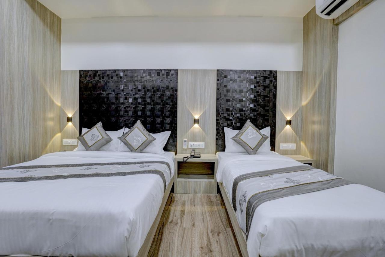 Hotel Arts International Mumbai Dış mekan fotoğraf