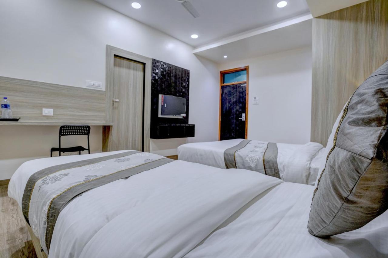 Hotel Arts International Mumbai Dış mekan fotoğraf