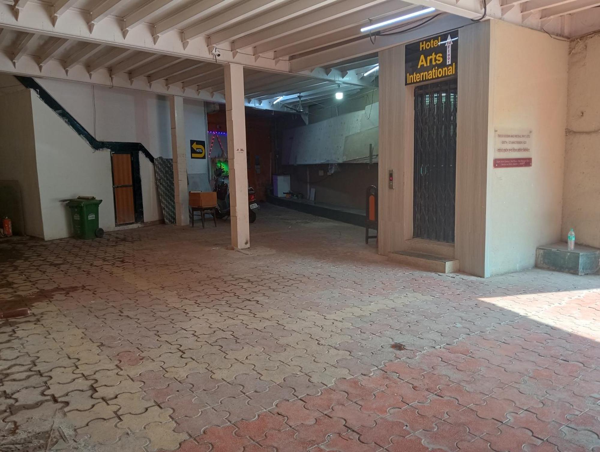 Hotel Arts International Mumbai Dış mekan fotoğraf