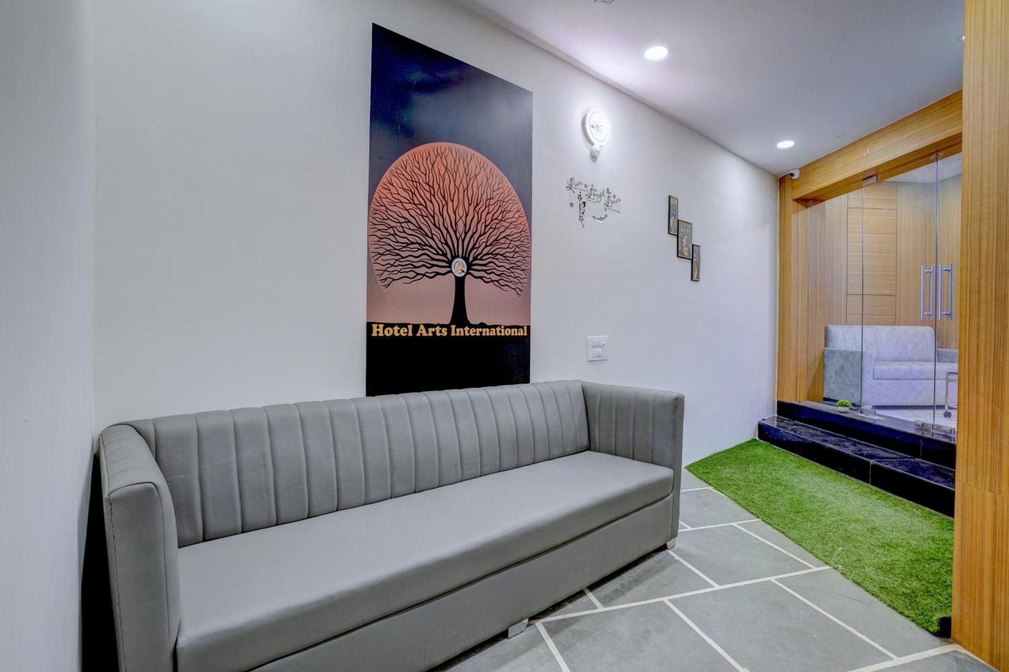 Hotel Arts International Mumbai Dış mekan fotoğraf