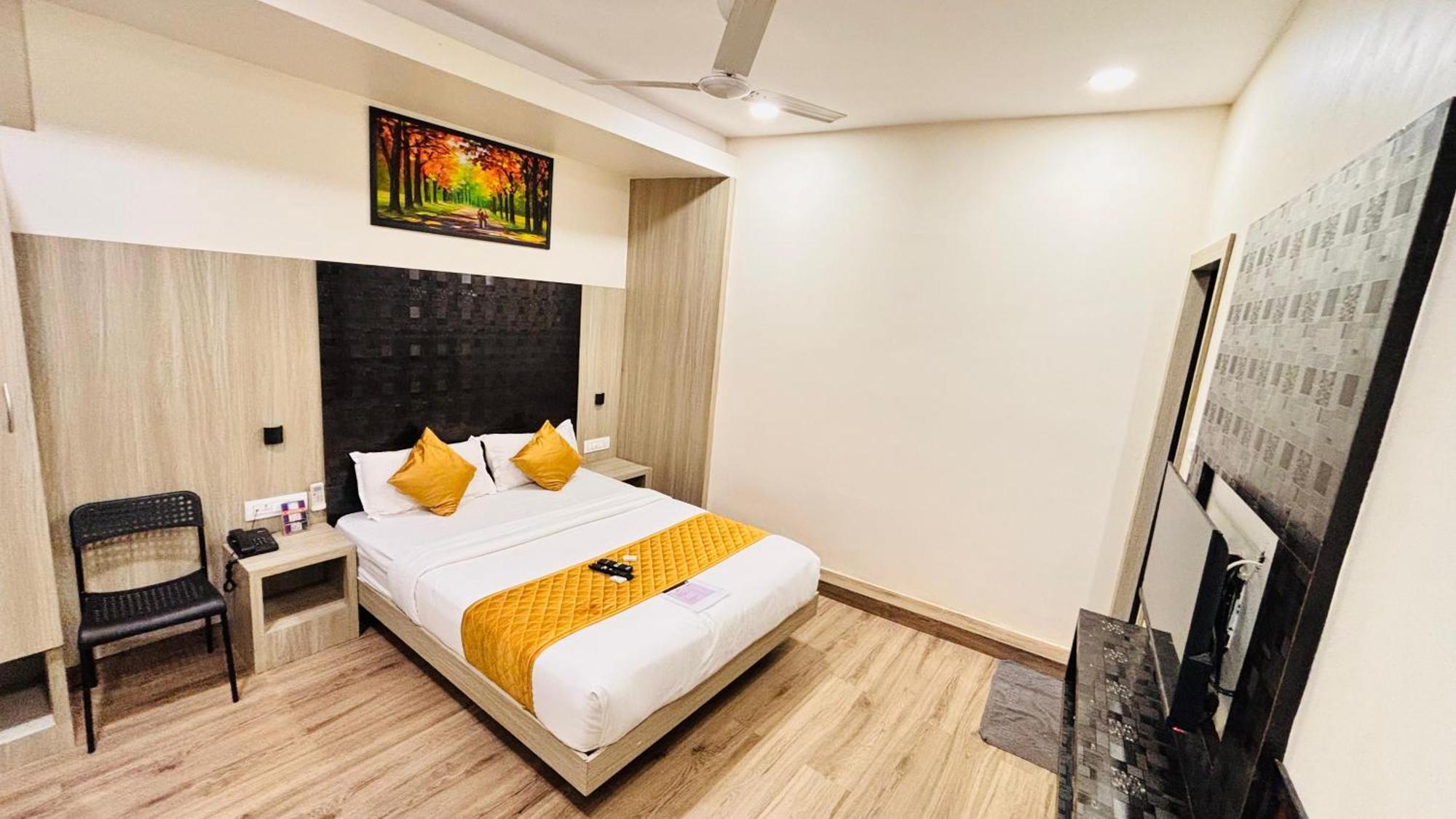 Hotel Arts International Mumbai Dış mekan fotoğraf
